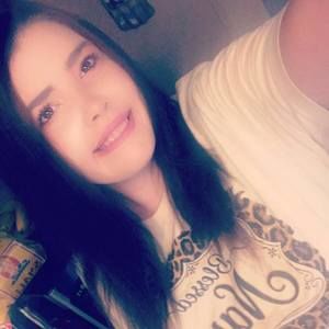 Meet your Posher, Brooke